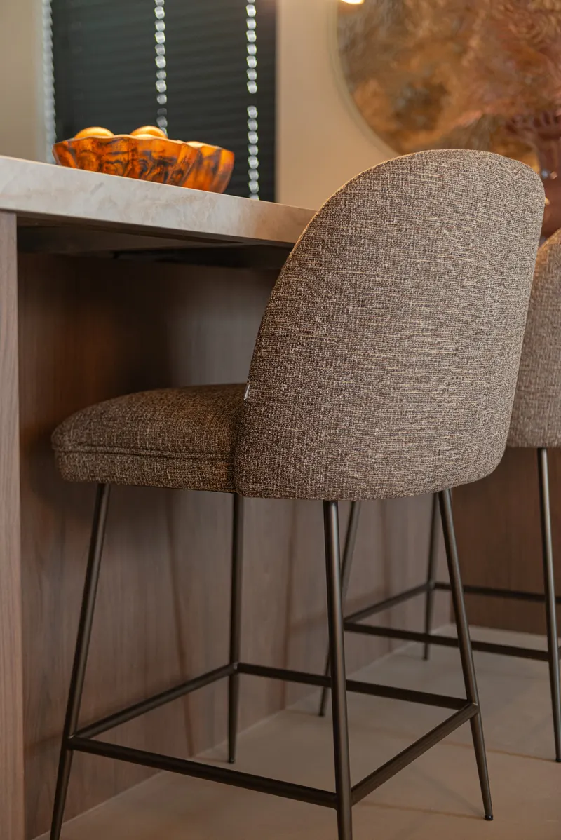 Counterstuhl Pullitzer, Brown tweed von Richmond Interiors, Wohnbeispiel 8, im Wohnraum