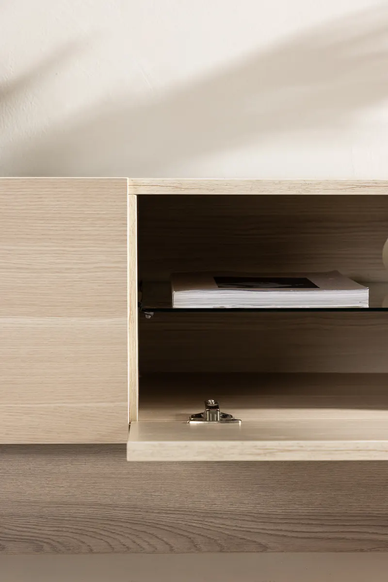 Cuenca Lowboard auf Sockel in Whitewash, im Wohnraum, Ansicht 4