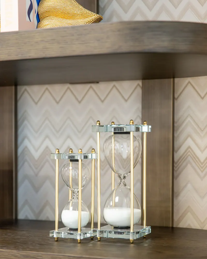 Dekoobjekt Gigi, Goldfarben von Richmond Interiors, Wohnbeispiel 3, im Wohnraum
