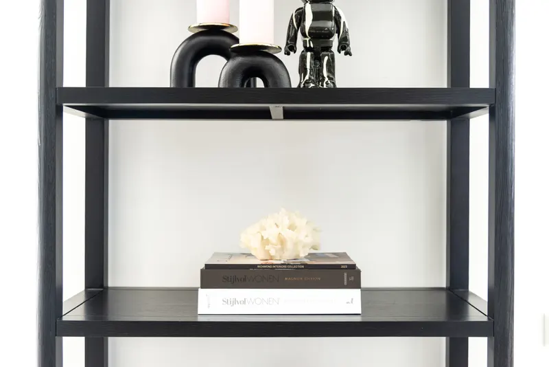 Dekoobjekt Icebear, Schwarz von Richmond Interiors, Wohnbeispiel 6, im Wohnraum