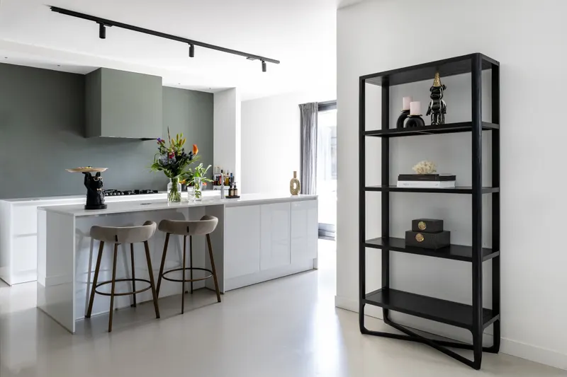 Dekoobjekt Icebear, Schwarz von Richmond Interiors, Wohnbeispiel 8, im Wohnraum