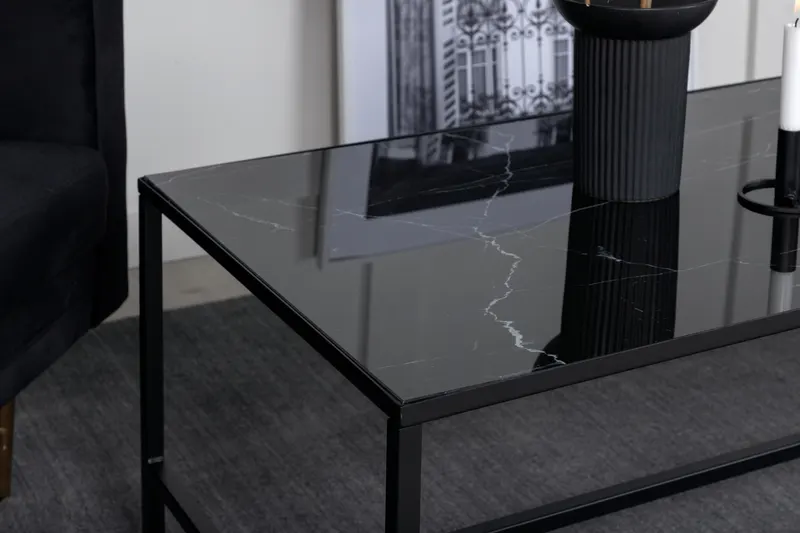 Dipp Couchtisch mit Stahlbeinen in 130 × 60 cm, im Wohnraum, Ansicht 2