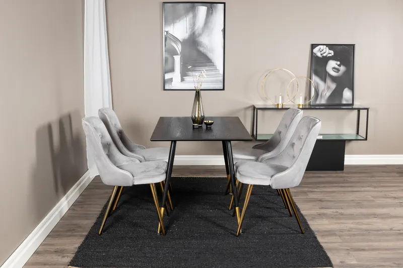 Dipp & Velvet Deluxe Essgruppe mit rechteckigem Esstisch und 4 Samtstühlen in Hellgrau, Gestell Messing gebürstet, im Wohnraum, Ansicht 1