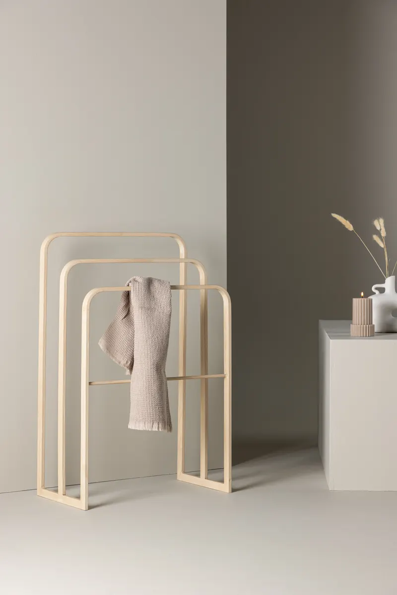 Drammen Garderobe aus Stahl in 30 × 85 × 54 cm, Whitewash, im Wohnraum, Ansicht 1