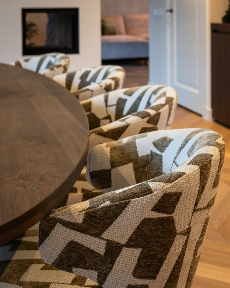 Esszimmerstuhl Milly, Moss graffic, drehbar von Richmond Interiors, Wohnbeispiel 10, im Wohnraum