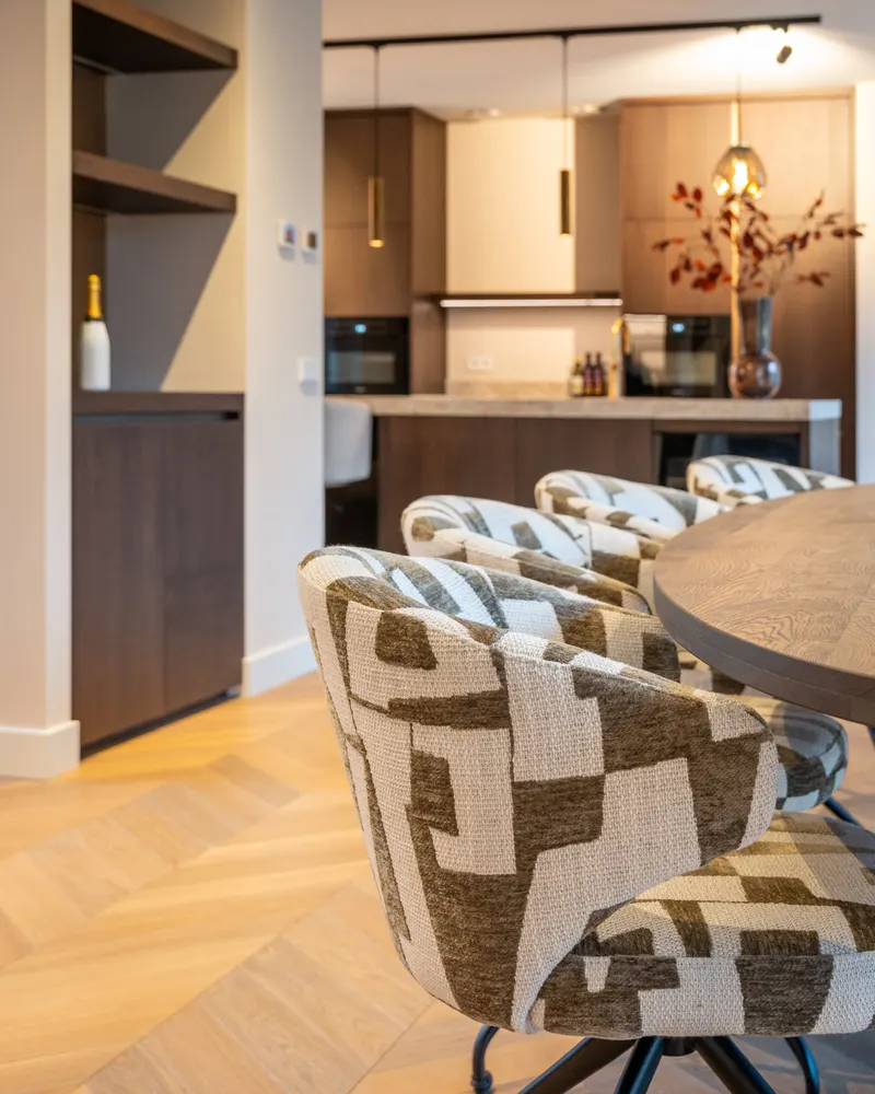 Esszimmerstuhl Milly, Moss graffic, drehbar von Richmond Interiors, Wohnbeispiel 9, im Wohnraum
