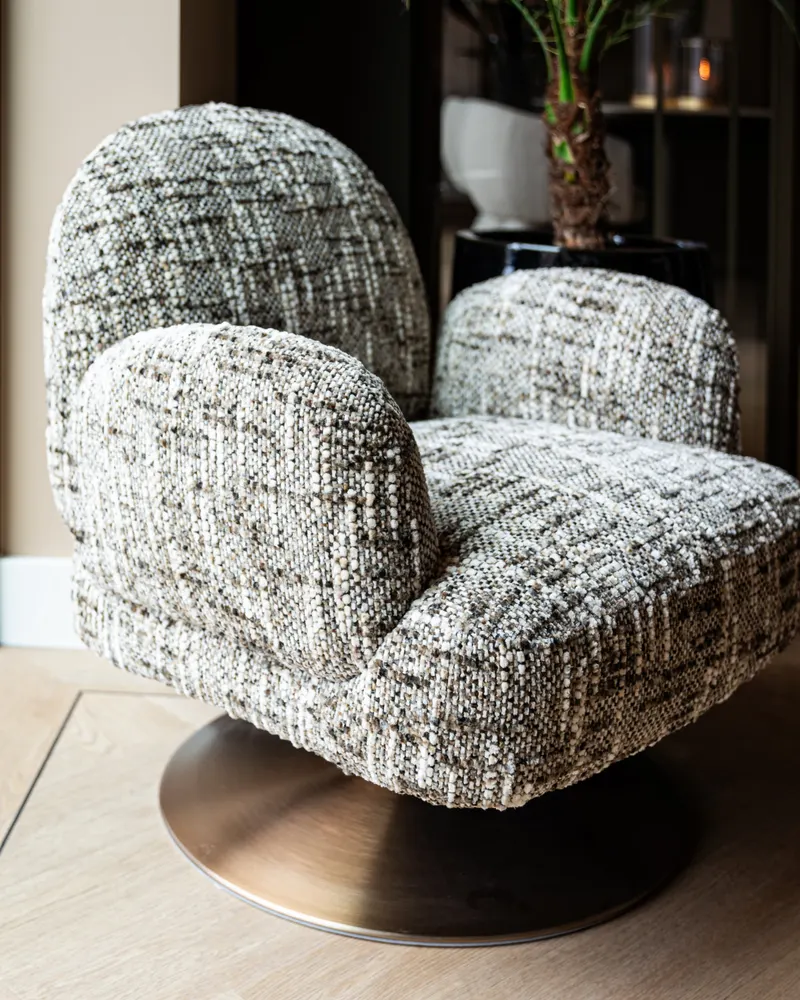 Sessel Kagney, Brown omara, drehbar von Richmond Interiors, Wohnbeispiel 8, im Wohnraum