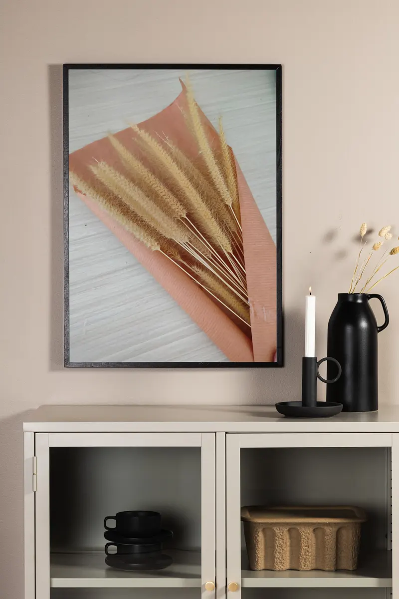 Dry flowers Poster mit Trockenblumenstrauß in Papier in 100 × 70 cm, im Wohnraum, Ansicht 1