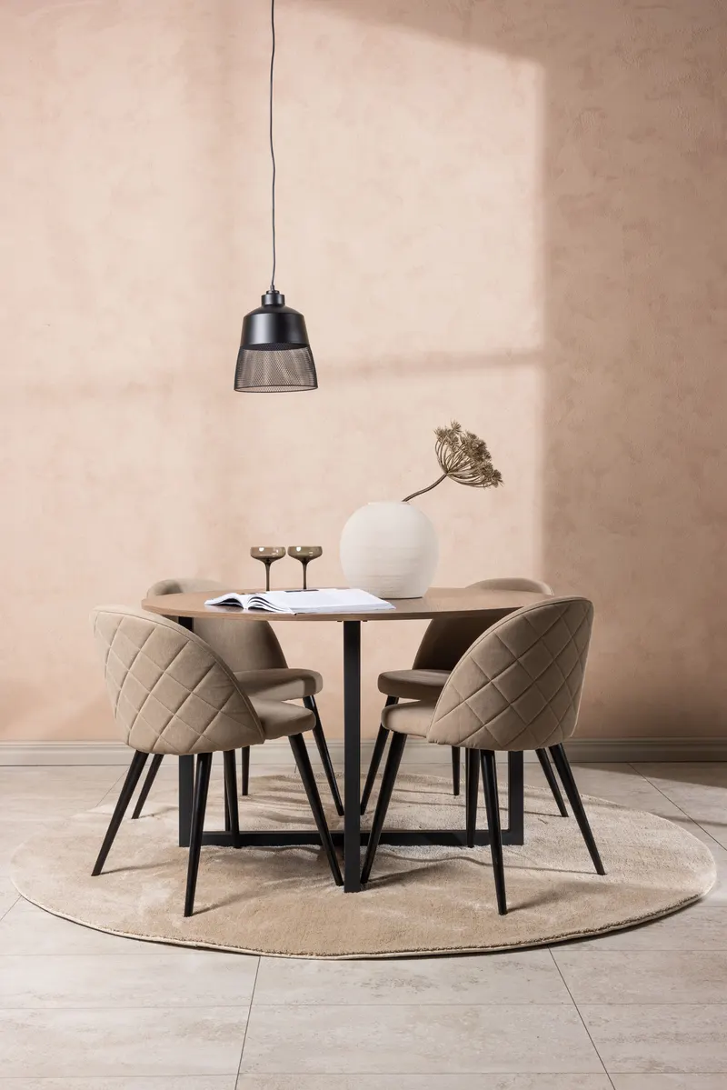 Durango & Velvet Essgruppe mit rundem Esstisch und 4 Polsterstühlen in Beige, Gestell Schwarz, im Wohnraum, Ansicht 1