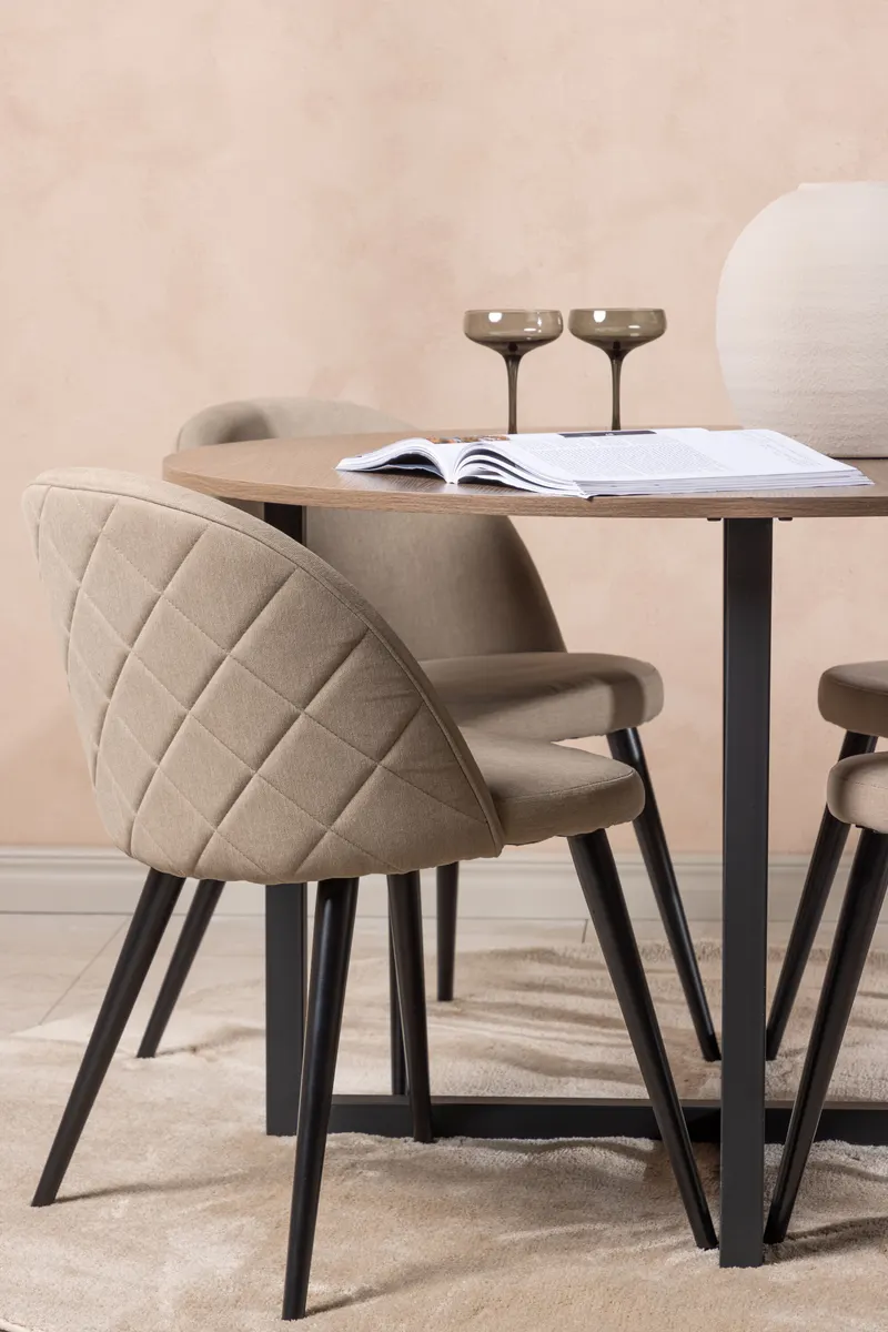 Durango & Velvet Essgruppe mit rundem Esstisch und 4 Polsterstühlen in Beige, Gestell Schwarz, im Wohnraum, Ansicht 2