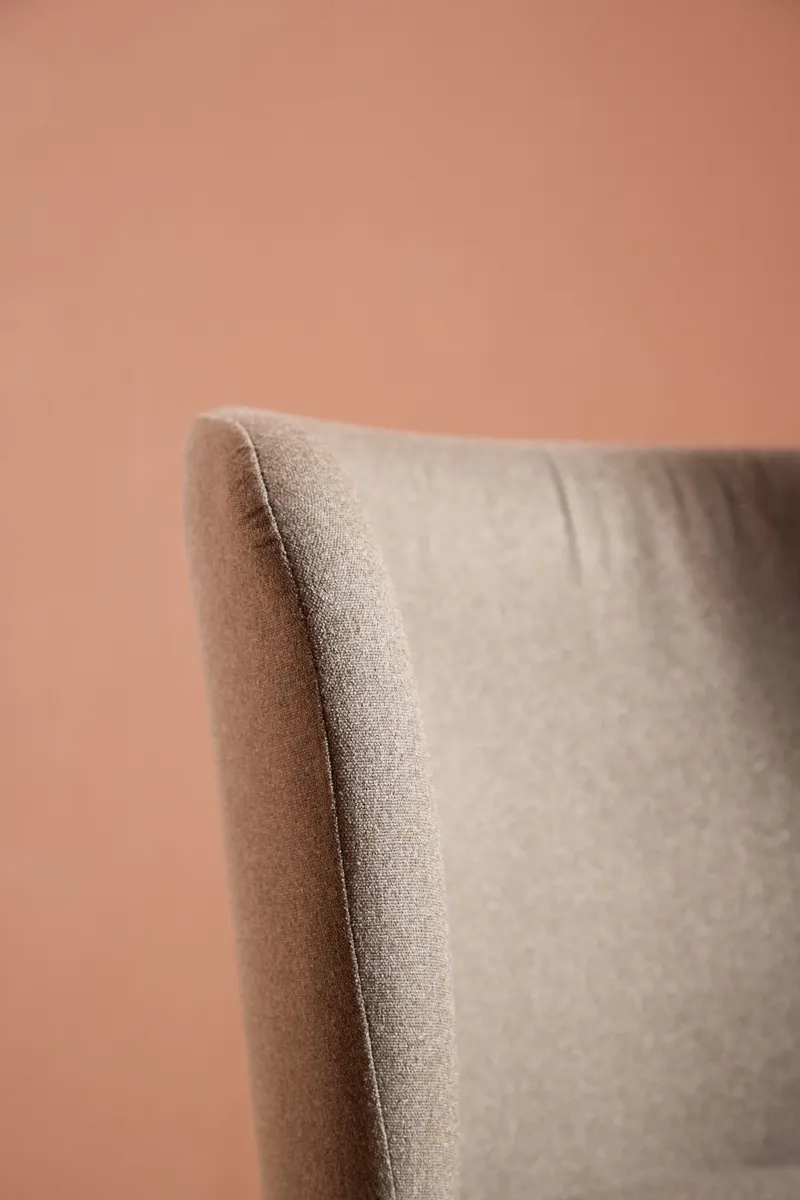 Edina Esszimmerstühle im 2er-Set in Braun, Gestell Schwarz, Polyester in Leinenoptik, im Wohnraum, Ansicht 4
