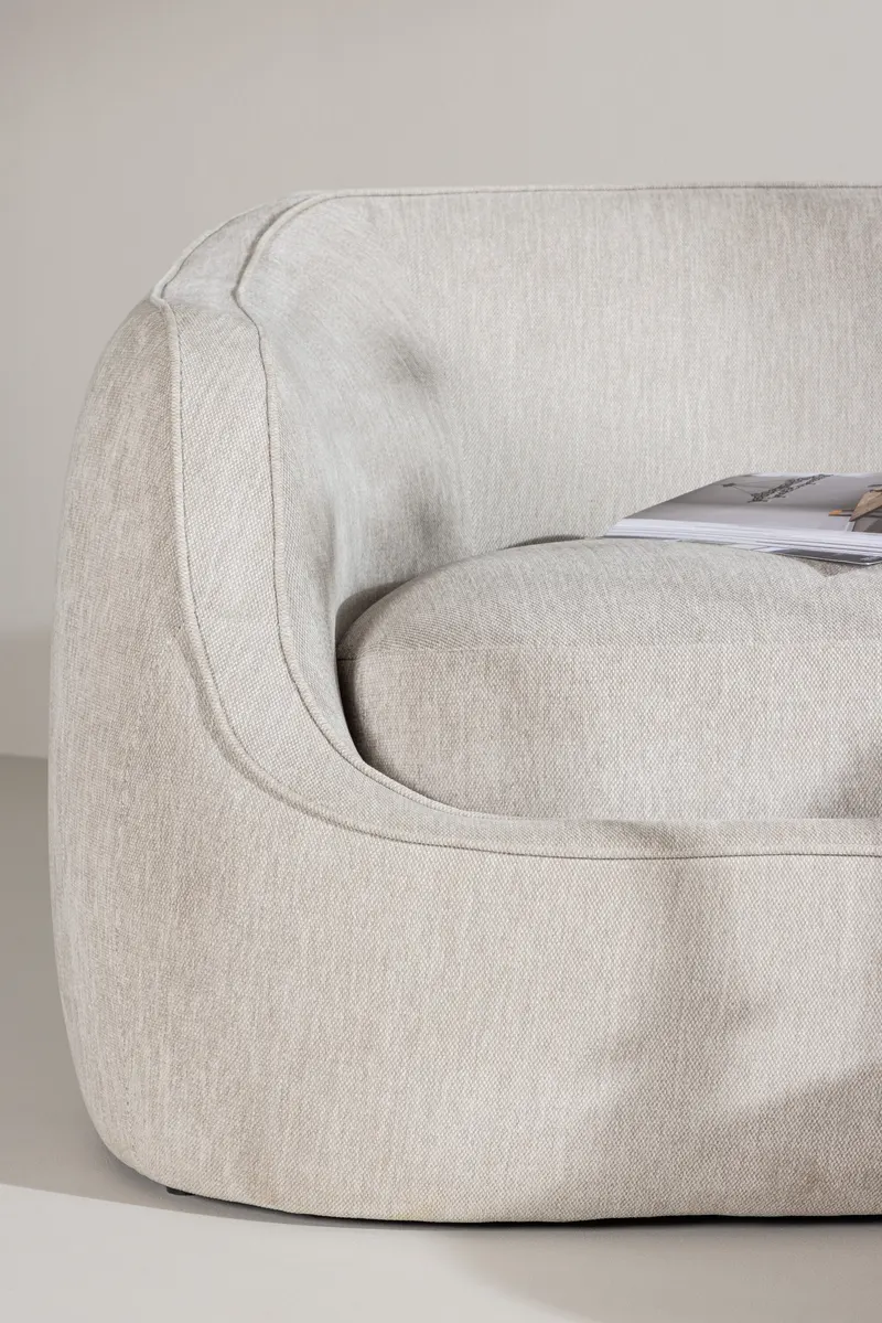 Elio 3-Sitzer Sofa mit gerundeter Rücken- und Armlehne, im Wohnraum, Ansicht 3
