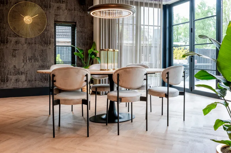 Esstisch Hampton, Schwarz von Richmond Interiors, Wohnbeispiel 5, im Wohnraum