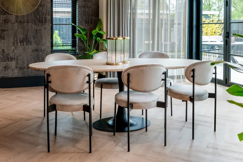 Esstisch Hampton, Schwarz von Richmond Interiors, Wohnbeispiel 8, im Wohnraum