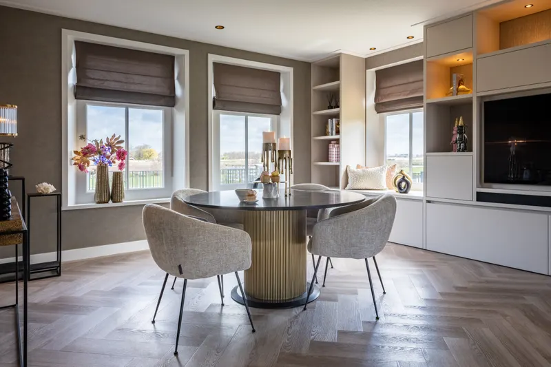 Esstisch Ironville, Goldfarben, 140Ø cm von Richmond Interiors, Wohnbeispiel 4, im Wohnraum