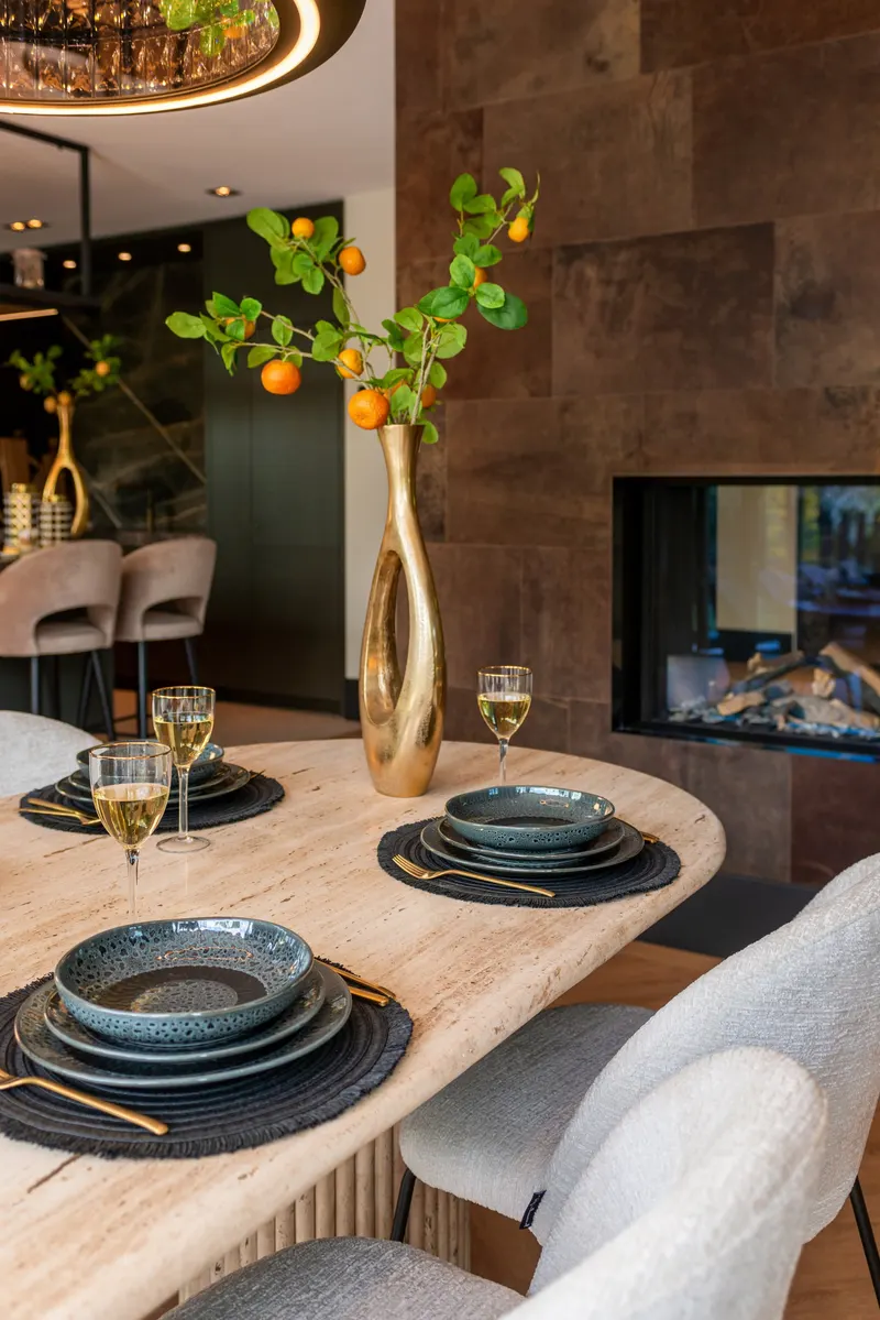 Esstisch La Cantera beige, 240 cm von Richmond Interiors, Wohnbeispiel 6, im Wohnraum