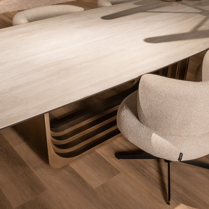 Esstisch Maxfield 300 cm, Beige von Richmond Interiors, Wohnbeispiel 8, im Wohnraum