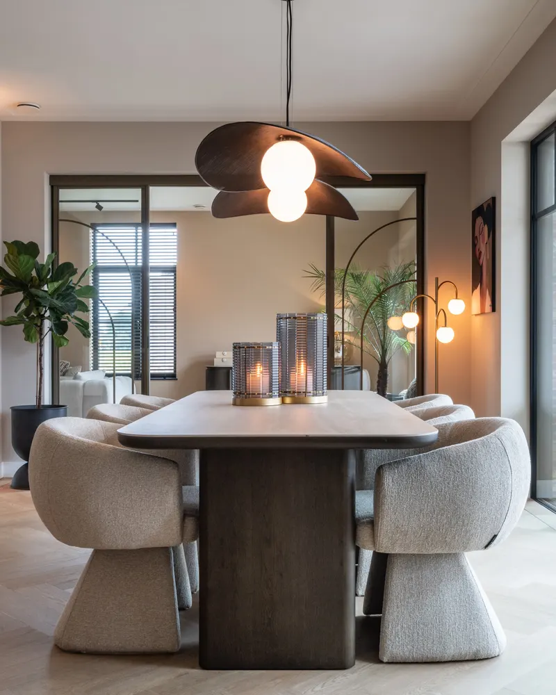 Stehleuchte Janou, Goldfarben von Richmond Interiors, Wohnbeispiel 8, im Wohnraum