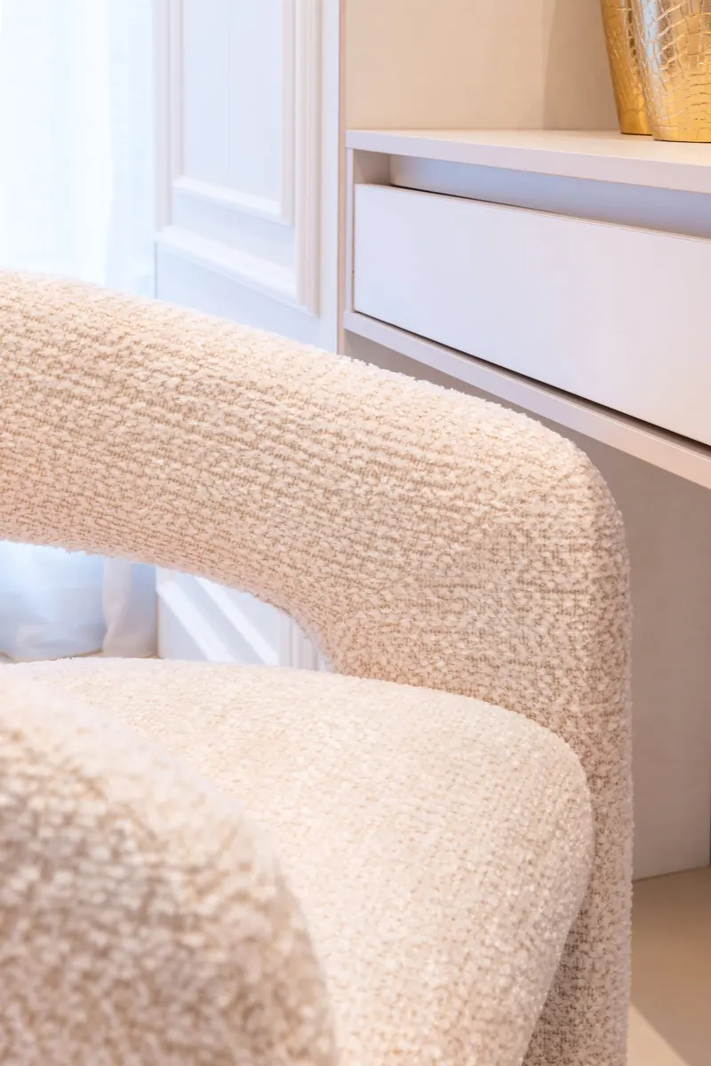 Esszimmerstuhl Belle, Lovely cream, feuerhemmend von Richmond Interiors, Wohnbeispiel 11, im Wohnraum
