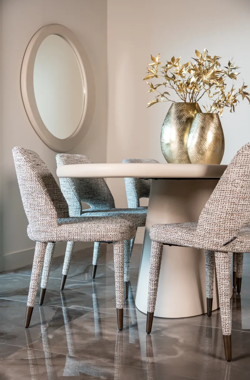 Esszimmerstuhl Cecilia, Trendy nature von Richmond Interiors, Wohnbeispiel 10, im Wohnraum