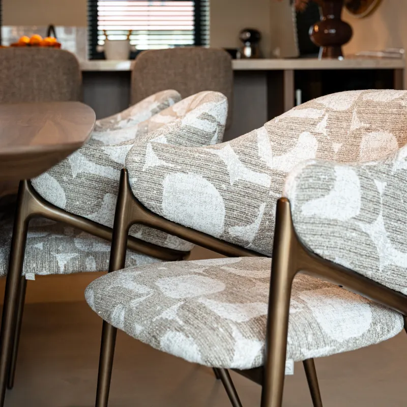 Esszimmerstuhl Gwen, Natural oasis von Richmond Interiors, Wohnbeispiel 10, im Wohnraum