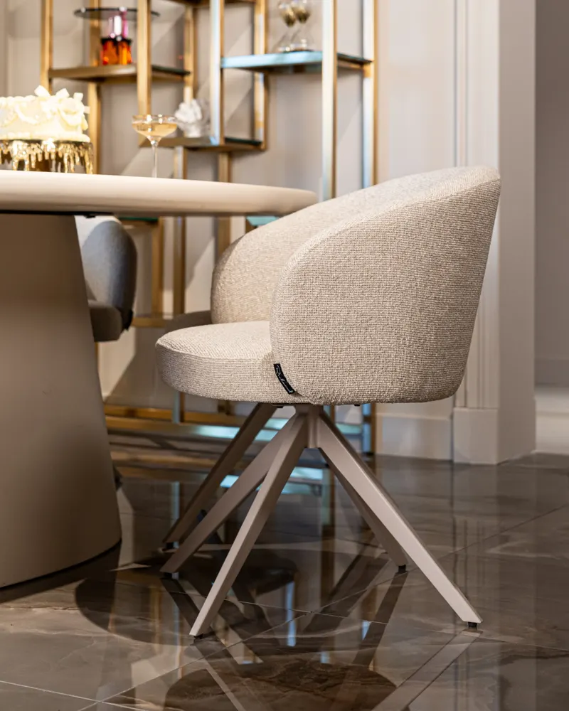 Esszimmerstuhl Olivia, Biscotti, drehbar von Richmond Interiors, Wohnbeispiel 11, im Wohnraum