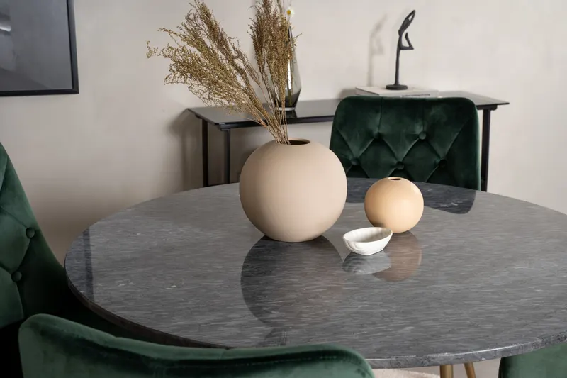 Estelle & Velvet Deluxe Essgruppe mit rundem Marmortisch und 4 Polsterstühlen in Dunkelgrau, Gestell Gold, Grün, im Wohnraum, Ansicht 4