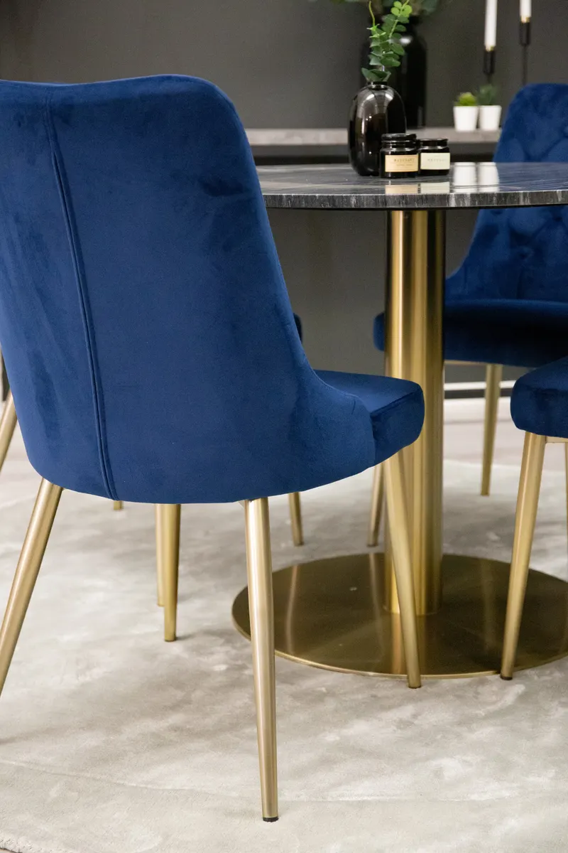 Estelle & Velvet Deluxe Essgruppe mit rundem Marmortisch und 4 Polsterstühlen in Dunkelgrau, Gestell Gold, Blau, im Wohnraum, Ansicht 4