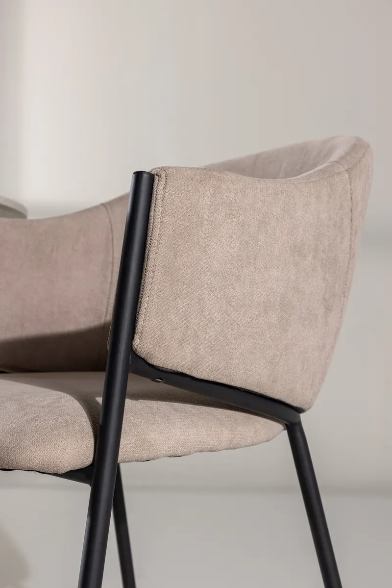 Evelina Esszimmerstühle im 2er-Set in Beige, Gestell Schwarz, Polyester in Leinenoptik, im Wohnraum, Ansicht 2