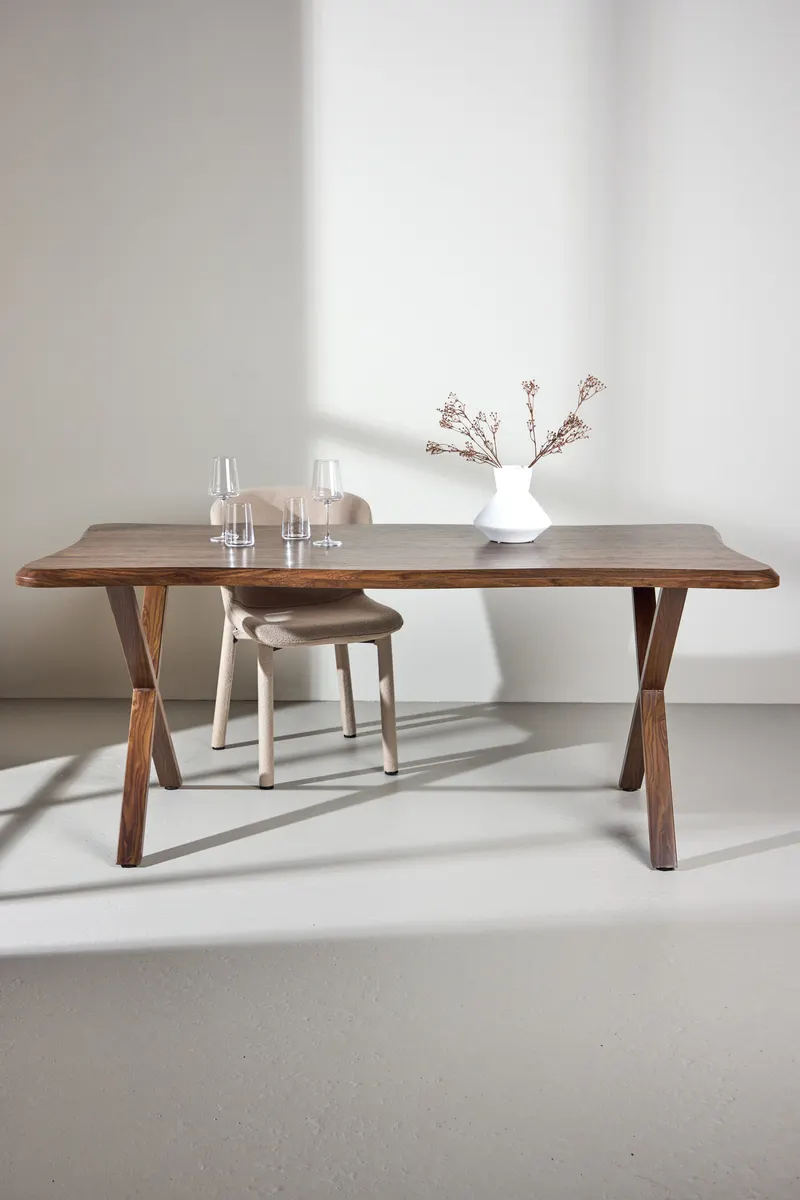 Fiona Esstisch 180 × 90 cm, im Wohnraum, Ansicht 1