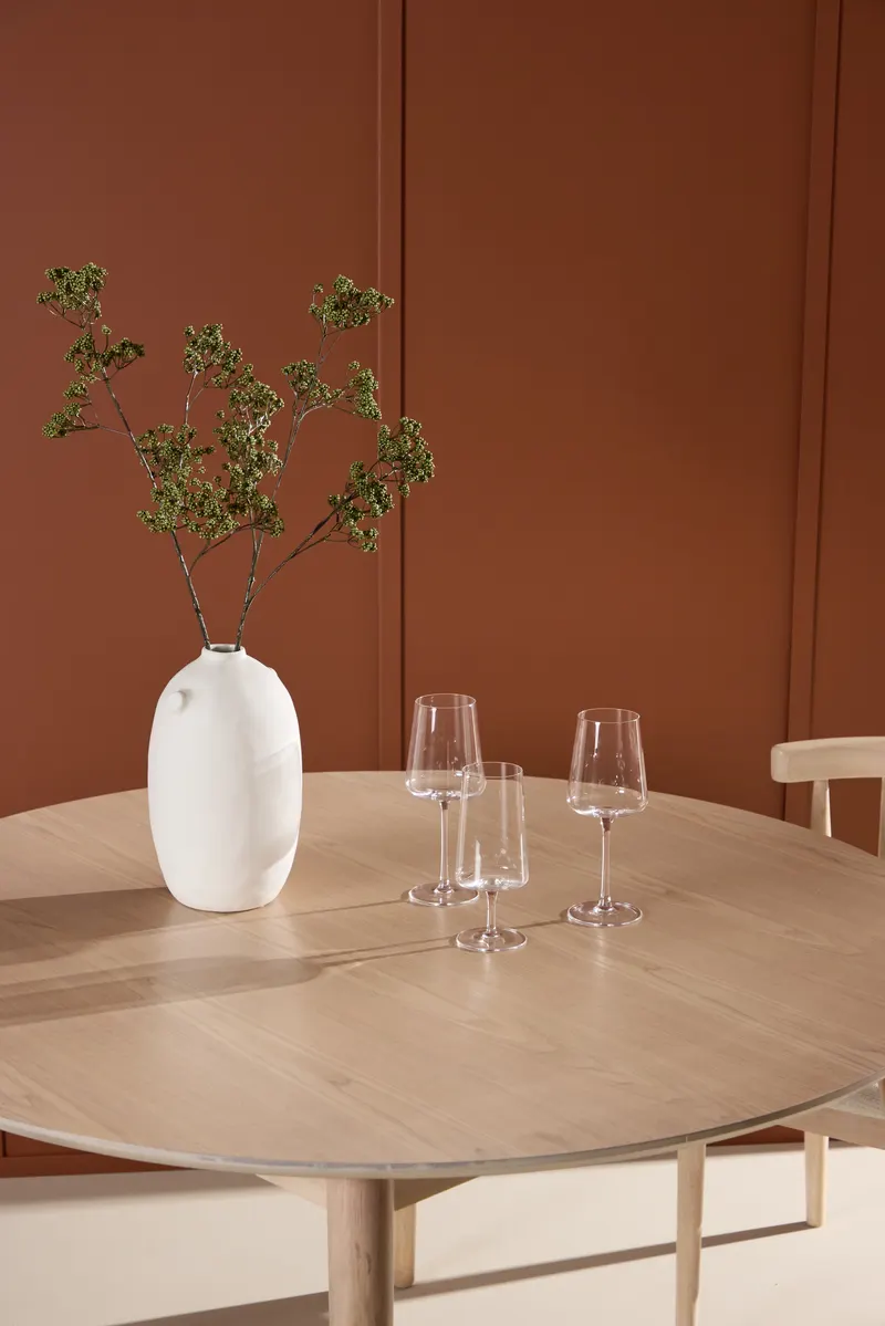 Flora runder Esstisch Ø 120 cm, im Wohnraum, Ansicht 2