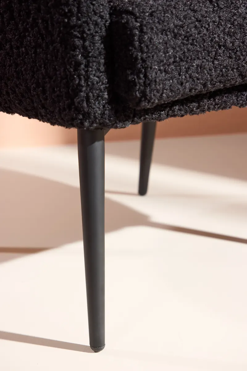 Fluffy Sessel aus Teddystoff in Schwarz, im Wohnraum, Ansicht 3