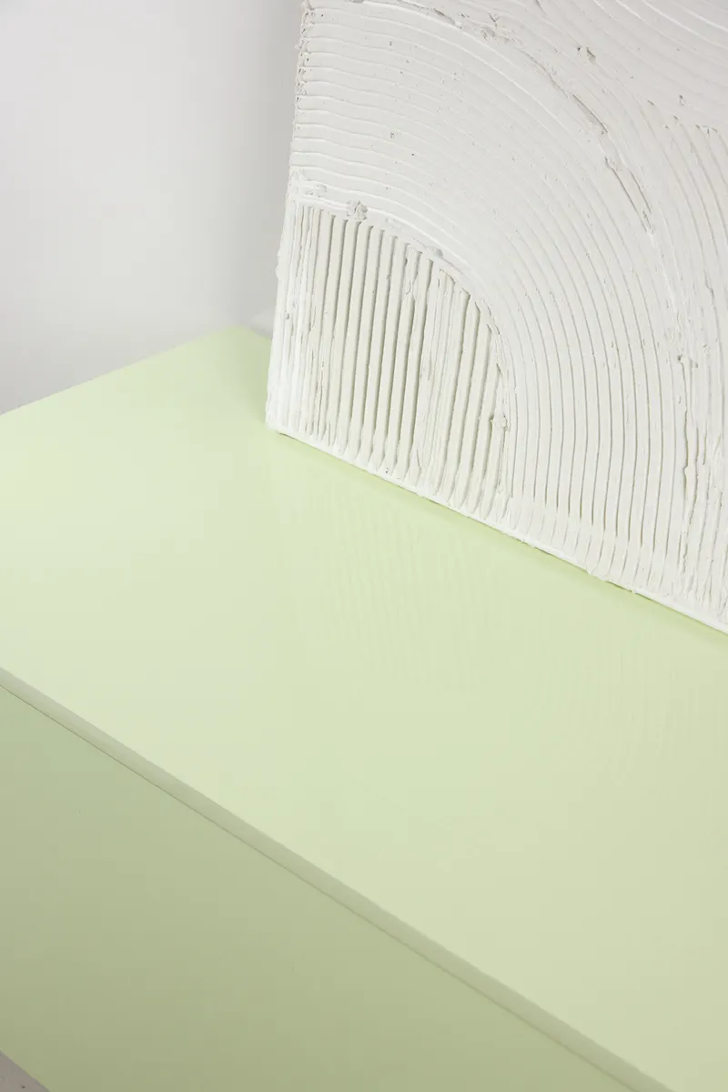 Frihamn flache Kommode in 160 × 45 × 35 cm, Grün, Gestell Hellgrün, im Wohnraum, Ansicht 2