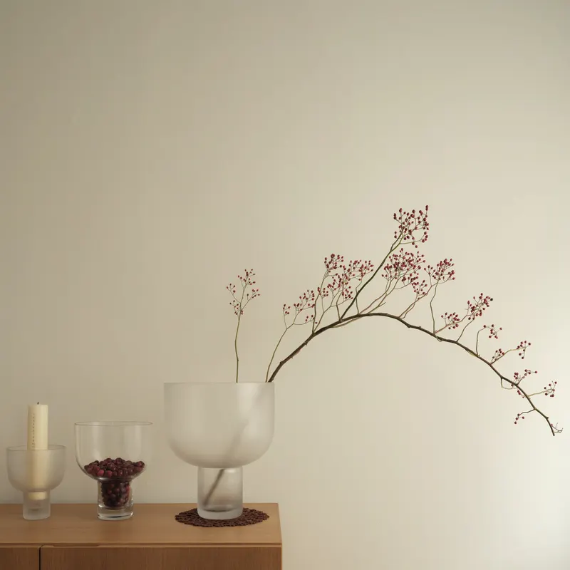 Glasvase Nebl von Gejst mit skulpturaler Silhouette, Klar, Medium, Ansicht 4