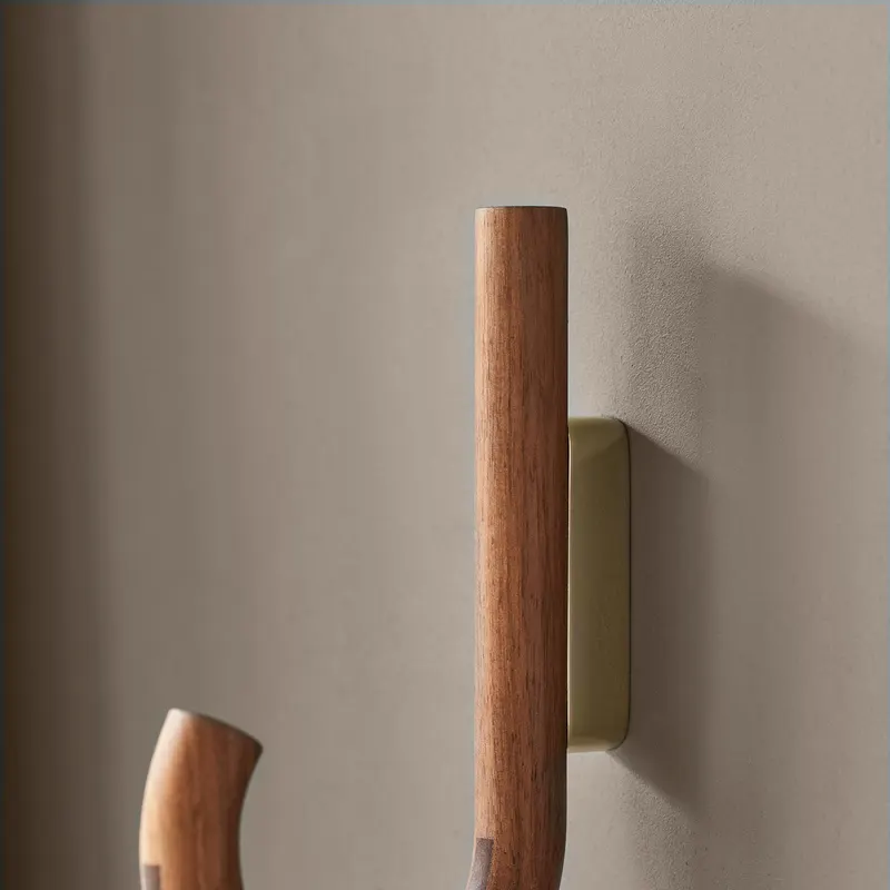 Gejst Hook Garderobenhaken aus Walnussholz und Stahl, Walnuss / Messing, Tiefe 12,8 × Breite 2 × Höhe 19 cm, Ansicht 3