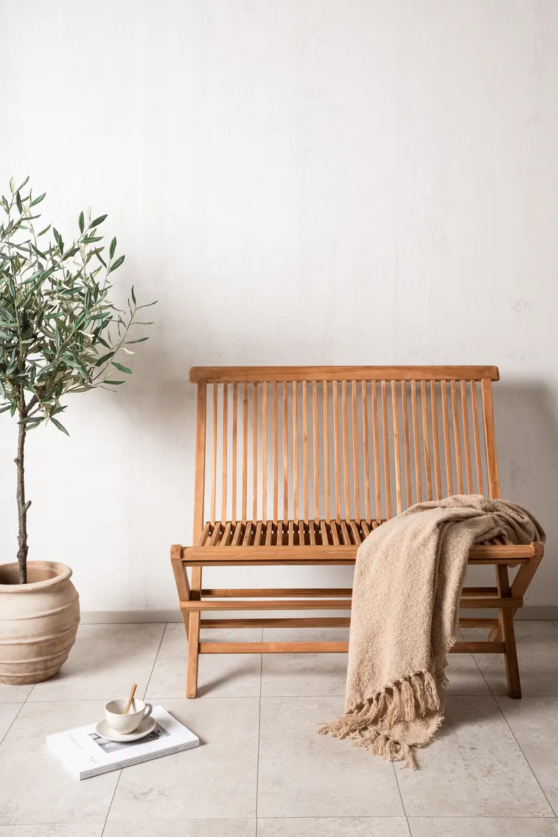 Ghana klappbare Gartenbank aus Teak, im Wohnraum, Ansicht 1