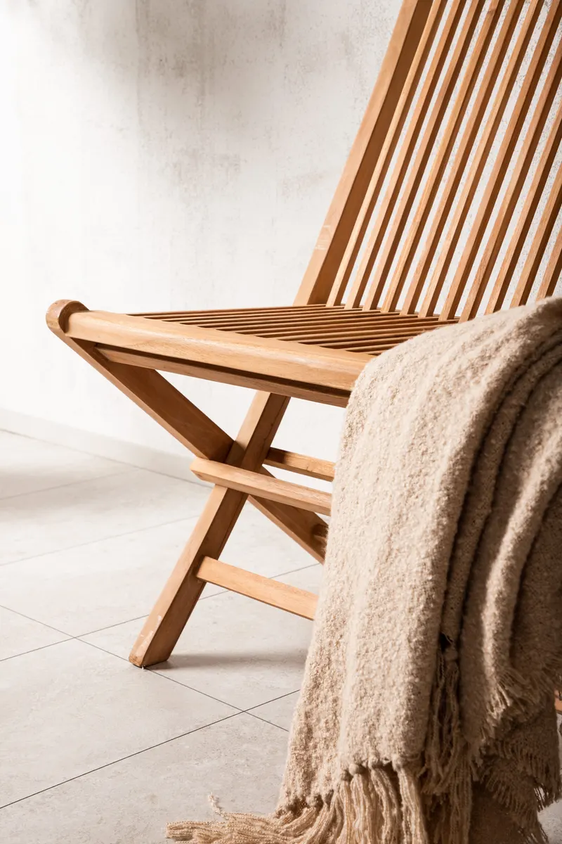 Ghana klappbare Gartenbank aus Teak, im Wohnraum, Ansicht 4