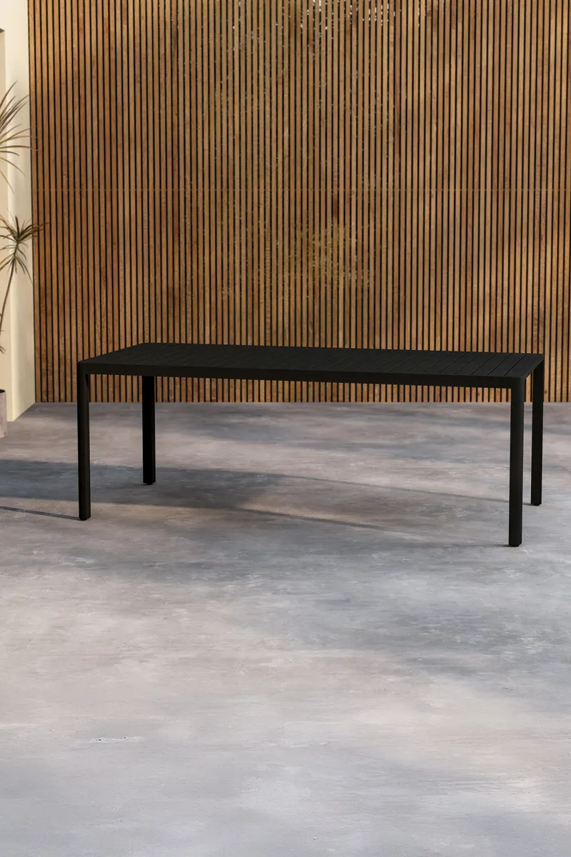 Giardini Gartentisch aus Aluminium mit gerippter Tischplatte in 200 × 90 cm, Schwarz, im Wohnraum, Ansicht 1