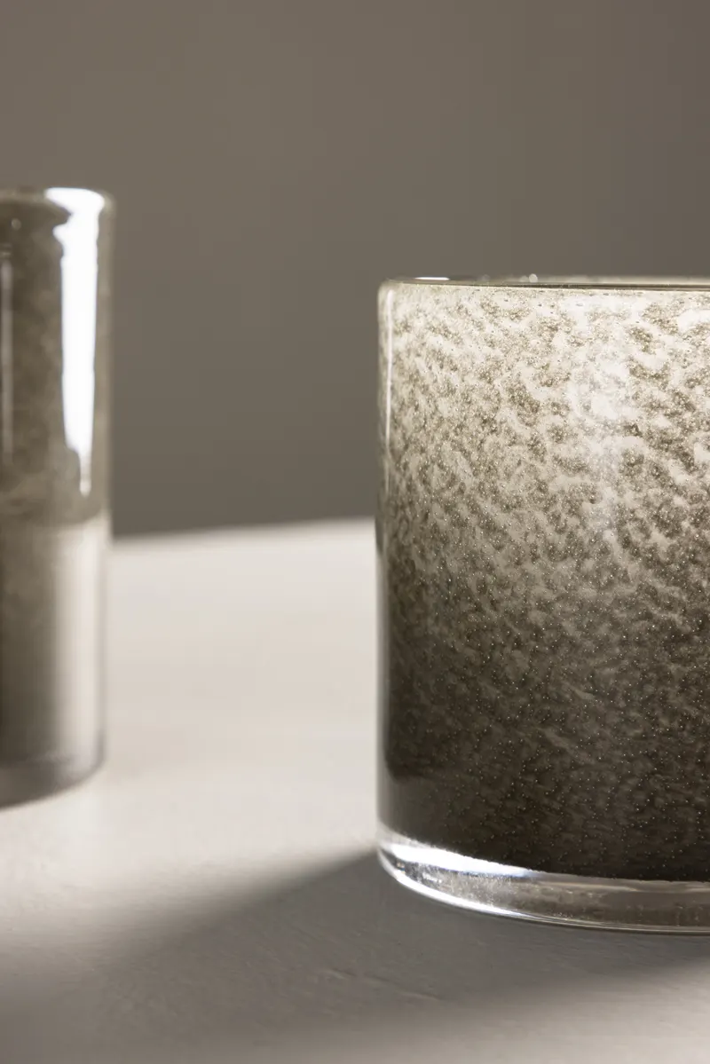 Glora zylindrisches Windlicht aus Glas in Ø 10 cm, Hellgrün, im Wohnraum, Ansicht 2