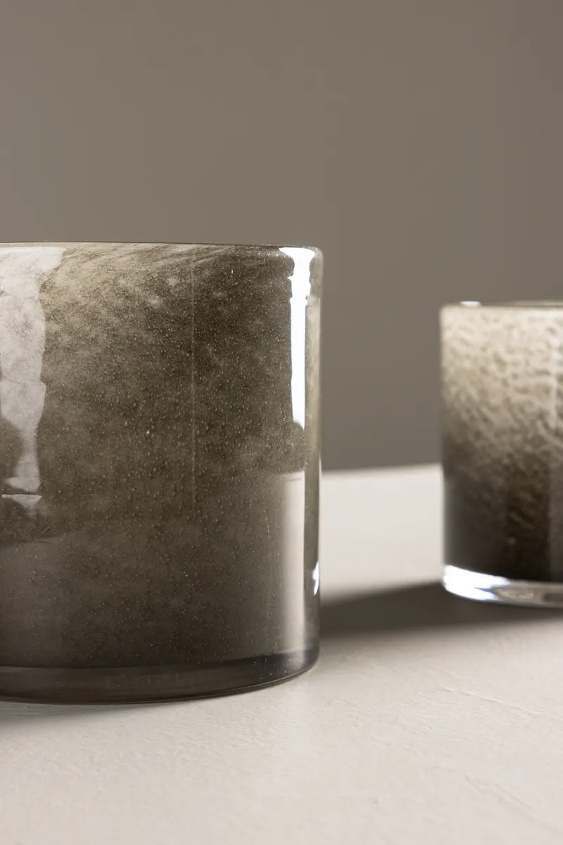 Glora zylindrisches Windlicht aus Glas in Ø 12 cm, Hellgrün, im Wohnraum, Ansicht 2