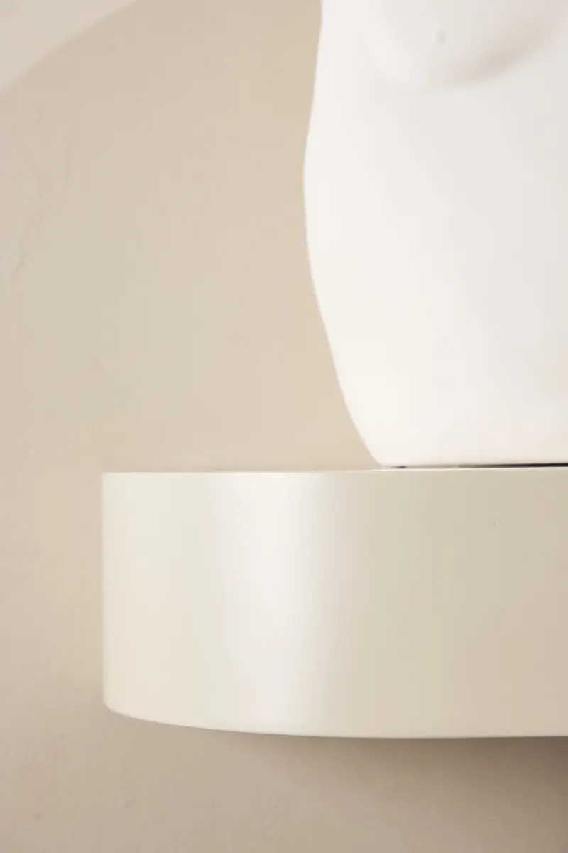 Glow Wandregal-Set aus drei Borden, im Wohnraum, Ansicht 3