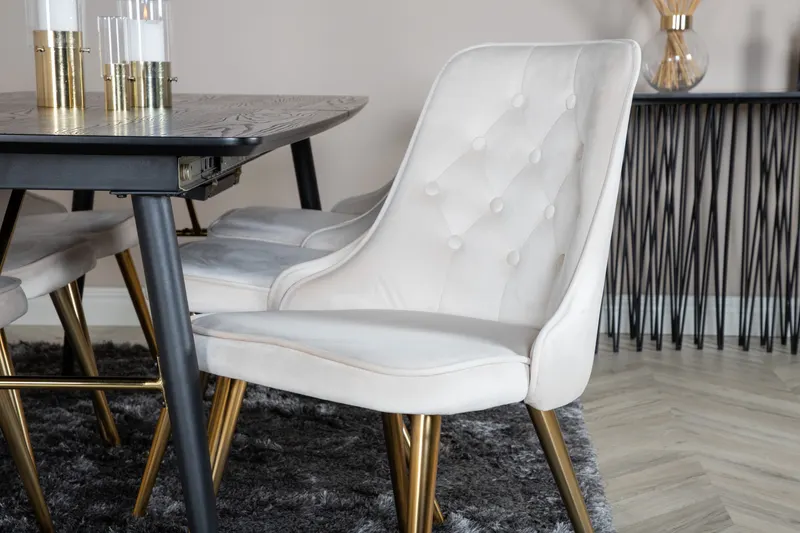Gold & Velvet Deluxe Essgruppe mit ausziehbarem Esstisch und 6 Samtstühlen mit Knopfheftung in Beige, Gestell Messing gebürstet, im Wohnraum, Ansicht 3