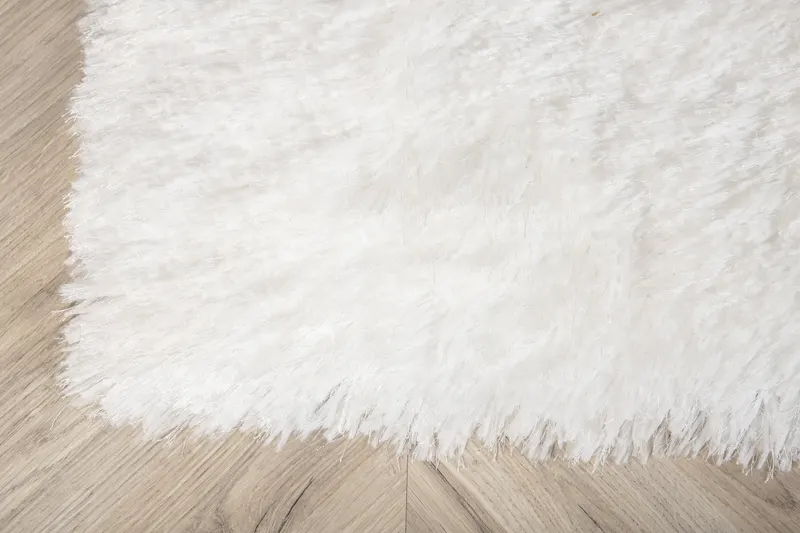Grace Hochflor-Teppich mit Glanz in 300 × 200 cm, Weiß, im Wohnraum, Ansicht 6