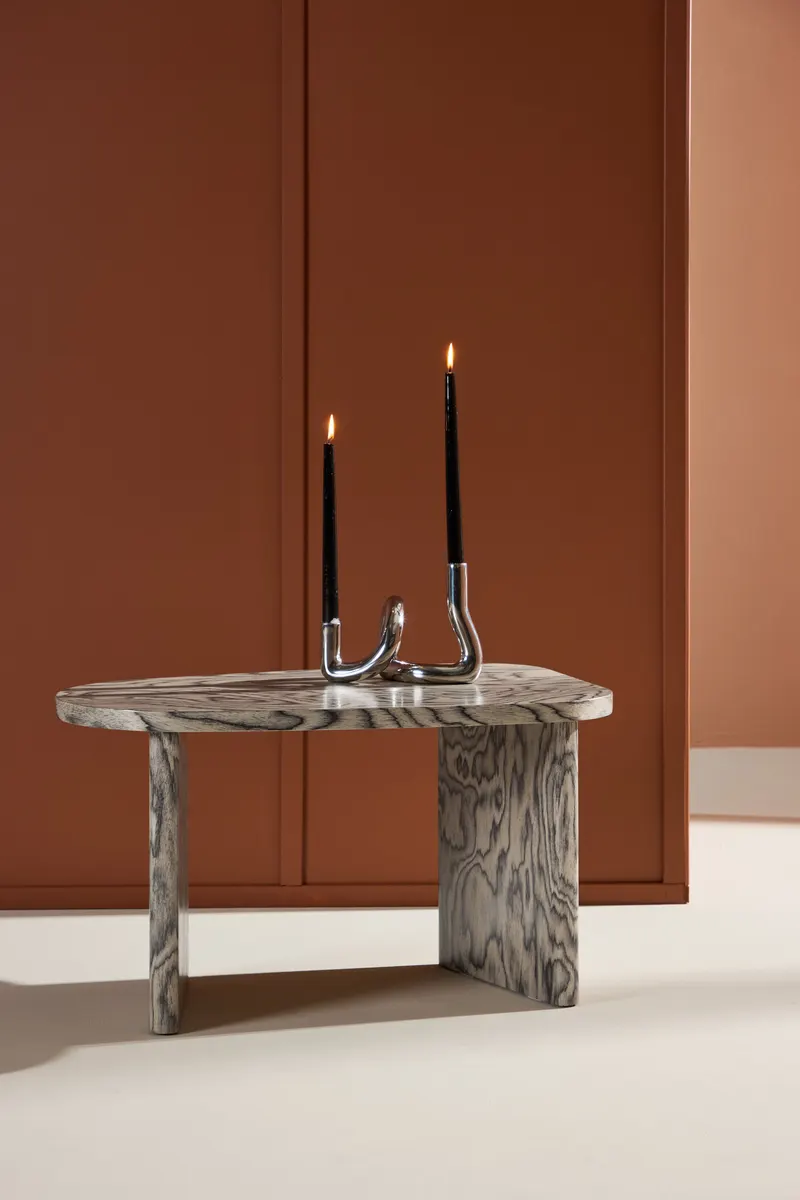 Grönvik Couchtisch mit gerundeter Platte auf zwei Wangen in 70 × 45 cm, Grau, im Wohnraum, Ansicht 2