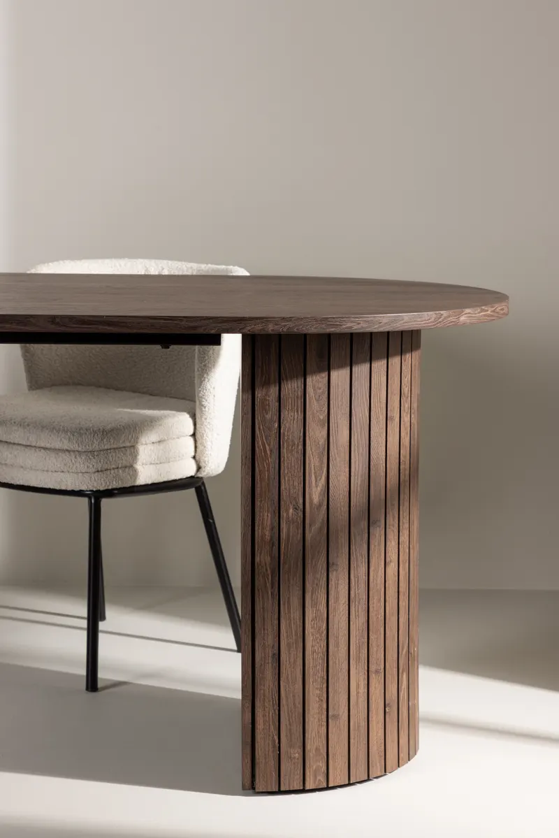 Härön ovaler Esstisch 200 × 90 cm, im Wohnraum, Ansicht 2