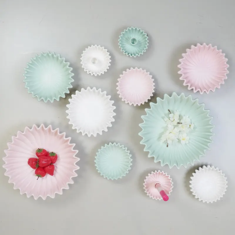 Keramik-Dekoschale in Mint mit gefächerter Kaffeefilterform von Housevitamin in Mint, 15 × 15 × 4,5 cm, Ansicht 4