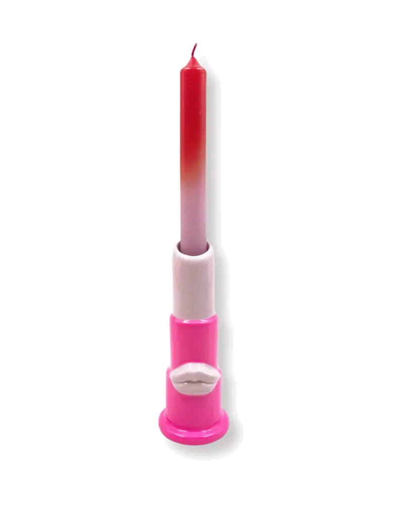 Kerzenhalter Lipstick aus Keramik in drei Farbvarianten von Housevitamin in Rosa, 5 × 5 × 15 cm