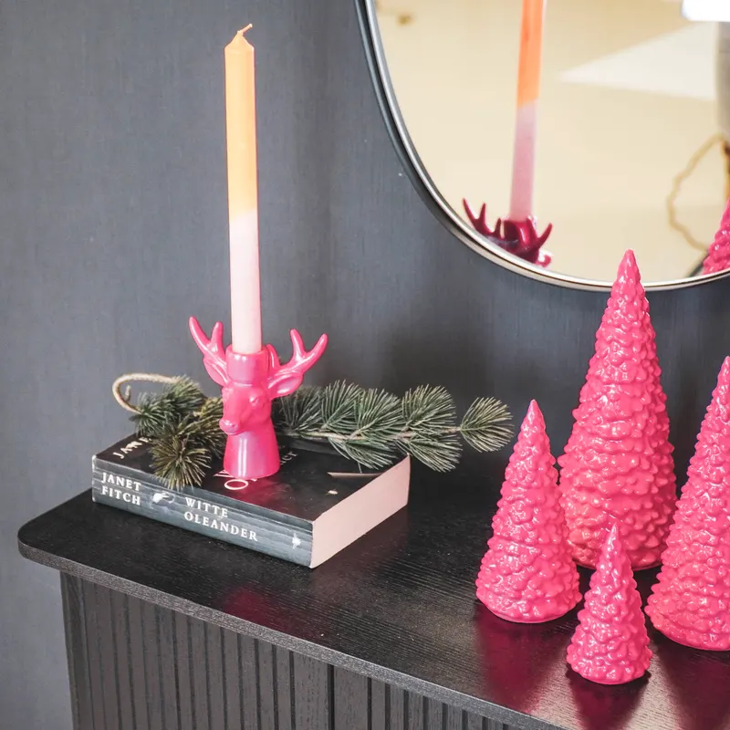 Kerzenhalter Rentier aus Keramik in Neonpink von Housevitamin in Neonpink, 11 × 6 × 11 cm, Ansicht 2