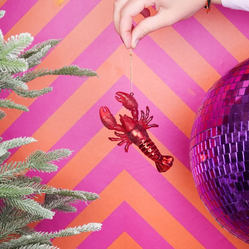 Weihnachtsanhänger Hummer aus rotem Glas von Housevitamin in Rot, 7,5 × 2,5 × 13 cm, Ansicht 6