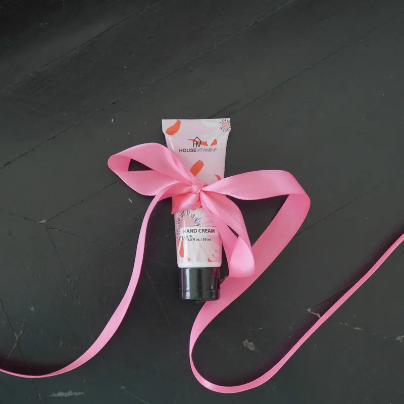 Vegane Handcreme Peony Blush in der Mini-Tube, 30 ml von Housevitamin, Ansicht 3
